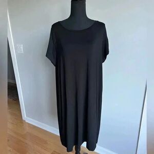 C&C California Black mid calf dress